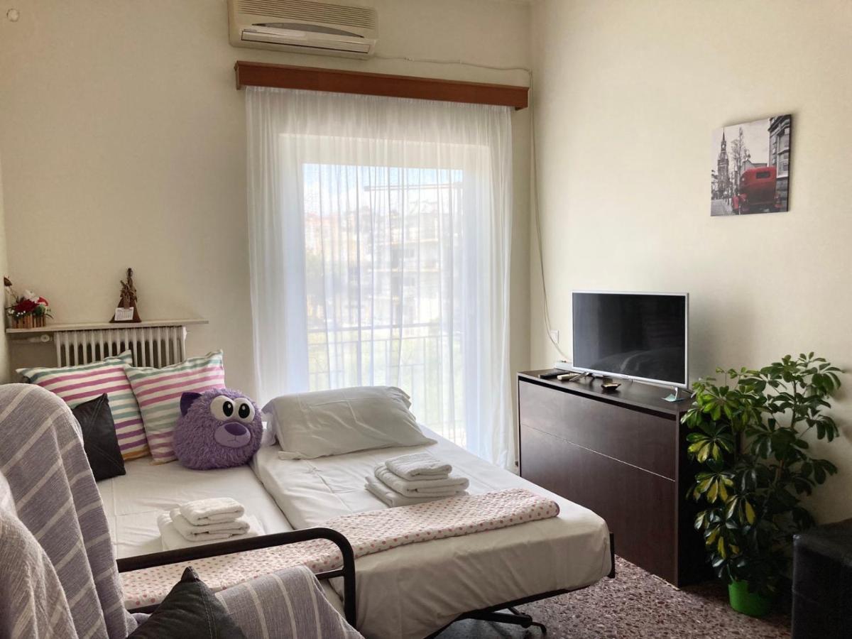 Krokos House Aliveri Bagian luar foto