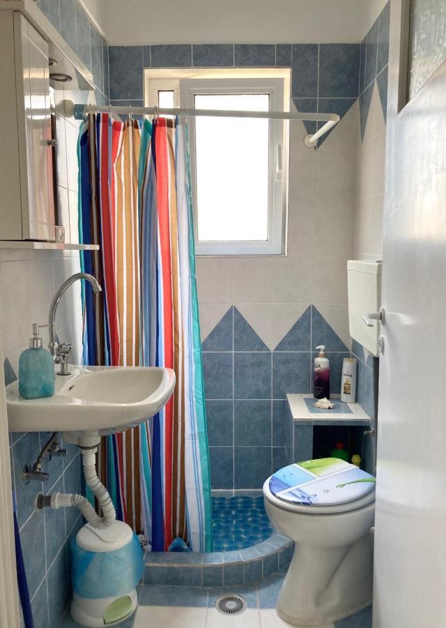 Krokos House Aliveri Bagian luar foto